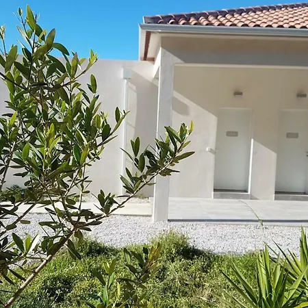 Residence Lesia Corbara Exterior foto